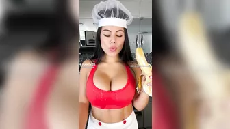 Watch Steffy Moreno Sexy Chef Nude Tease Video Leaked For Free