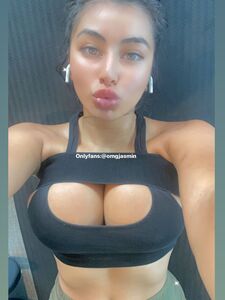 Vazamentos exclusivos de nudes do Omgjasmin no OnlyFans