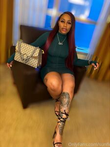 Sunflowerland exklusive OnlyFans geleakte Nacktbilder