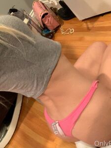 laroseee exklusive onlyfans geleakte Nudes