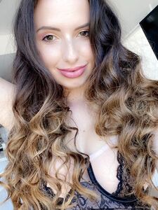 Molly又名babymolly的新热OnlyFans泄露裸照