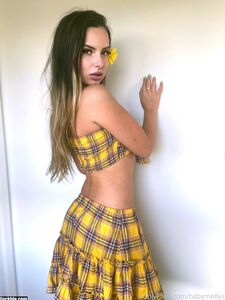 Molly又名babymolly的新热OnlyFans泄露裸照