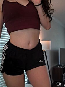 Sky Wallace novas fotos nuas quentes vazadas do OnlyFans