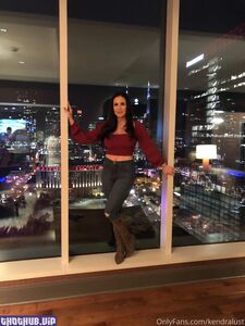 ケンドラの新しいホットなOnlyFansの流出ヌード