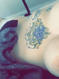 bec82001 新的热门 OnlyFans 泄露裸照