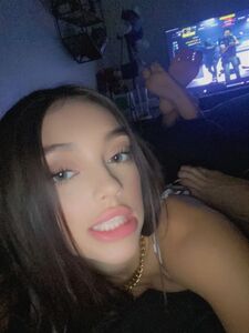 Senyamarin 新的热门 OnlyFans 泄露裸照