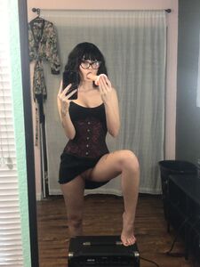 Lolaminavip nuevas fotos desnudas calientes filtradas de OnlyFans