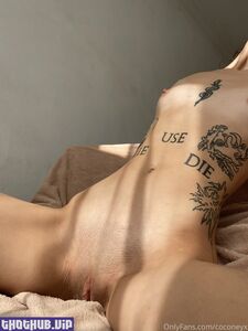 fuites de photos nues de coconeyx sur OnlyFans