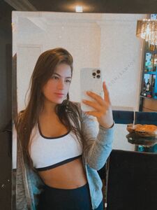 Fughe di foto nude di Samyof su OnlyFans