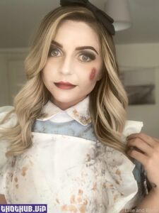 Lillie Roman alias Lillieinlove OnlyFans-Leaks nackter Fotos