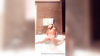 Stefanie Gurzanski Nude Bathtub Porn Video Leaked