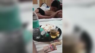 Latest Whatsapp – Indian Woman, Teen and Men Group Porn in Hotel Room