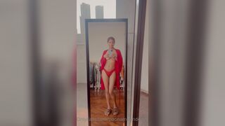 Poonampandeytv Indian Teen With Perfect Figure Teasing Infront Of Mirror OnlyFans Video