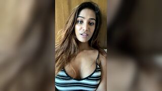 Poonampandeytv Super Hot Indian Shows Her Nipple Leaked OnlyFans Video