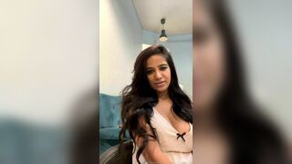 Poonam Pandey Indian Beauty Teasing In The Morning OnlyFans Video