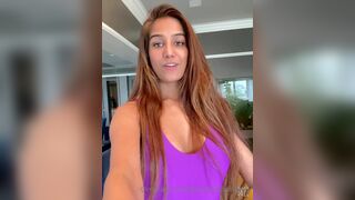 Poonam Pandey Indian Slut With Long hair Teasing Her Boobies OnlyFans Video