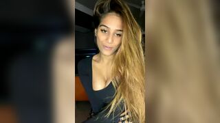 Poonam Pandey Shy Indian Chatting to Her Fans in Live Onlyfans Video