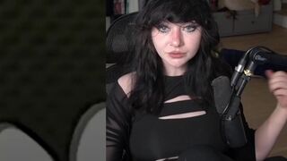 JustaMinx Twitch Streamer Exposed her Sexy Tits While on Live Video