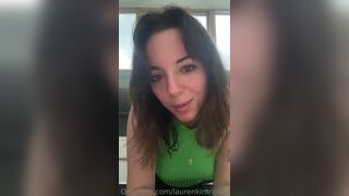 Laurenkimripley Petite Girl Talking to Her Fans While on Live Onlyfans Video