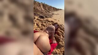 Brida Nunes fucking four on the beach outdoors on amateur video