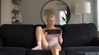 Eva Elfie Couch Porno Tape Video Leaked