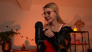 Sophstardust Cute Blondie With Big Tits ASMR Video