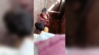 Girlfriend secretly gave blowjob to boyfriend on construction site
 Indian Video