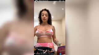 Malu Trevejo Sexy Thot Doing Makeups Instagram Live Video