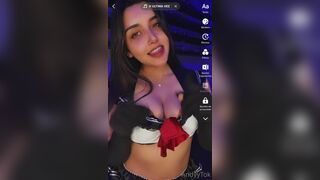 AndyyTok Shows Her Horny Nipples And Sexy Dance TikTok Video