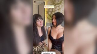 RaileyTV Kissing Her Girlfriend And Teasing Boobs Onlyfans Video