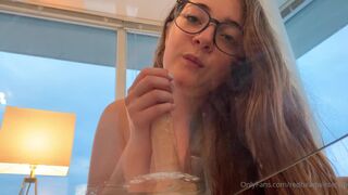 Redheadwinter Nerdy Milf Riding Big Dildo While Sucking it onlyfans Video