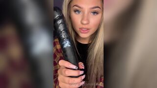 Ellalxox Blonde Licking Her Creamy Dildo ASMR Onlyfans Video