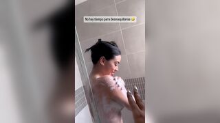 Gemelas Abello Aka Twins Bella Nude In Shower Cleaning Her Boobs With Soap Video