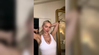 Lindsey Pelas Teasing Juicy Tits And Big Booty While Seethrough Try On Haul Video