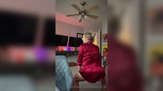 Heidi-jo-fit Blonde Thot Twerk Dance in Hot Nightdress Onlyfans Video