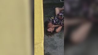 Eating the blonde on the street on the floor