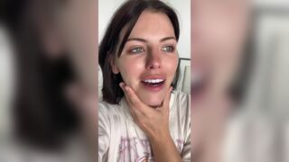 Adriana Chechik Beauty Talking to Her Fans in Live Video