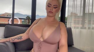 Amaretto Hammer Jiggling Massive Tits and Squeezing Them on Cam Video