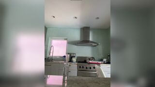 Frankiiy Ebony Beauty Dancing Naked in Kitchen Video