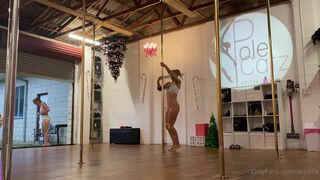 Laurenk In Stripping Class Wearing Sexy Under Wears Onlyfans Video