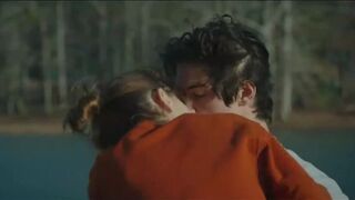 Hot Yes, God, Yes _ Kiss Scene — Alice and Chris (Natalia Dyer and Wolfgang Novogratz) – YouTube