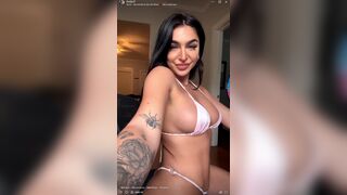 Emily Rinaudo Of Live Today Nude Boobs Took Out And Vibrating Pussy Video