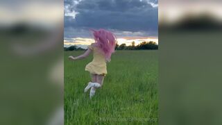 Belle Delphine Running Naked Outdoor Video Leaked