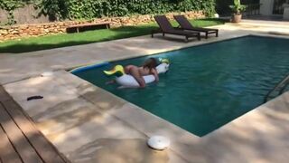 Wonderful creampie porn by the pool