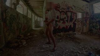 GentlyPerv Urbex Flashing with Handjob a Cute Nasty Girl Loves Cum Video