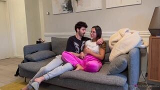 itsxlilix Gorgeous bubble butt teen fucked on the living room