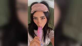 Rose Zara Aka Cupofchaiii Sucking Dildo After A Quick Nap Onlyfans Video