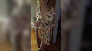 The Horny Peach Blonde Tiktok Sex