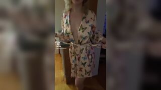 The Horny Peach Blonde Tiktok Sex