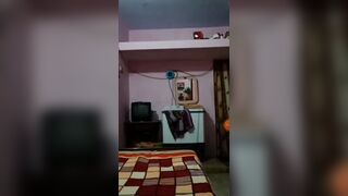 Aunty’s post bath bedroom nude video
 Indian Video